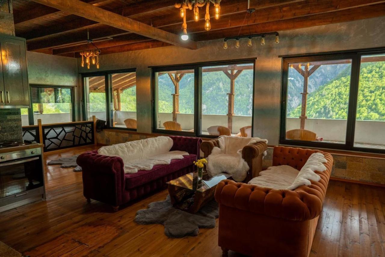 Zeneli Alpin Chalet Cerem Buitenkant foto